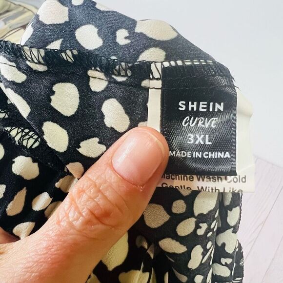 SHEIN Curve Black Ivory Dot Flared Skirt - Picture 5 of 8